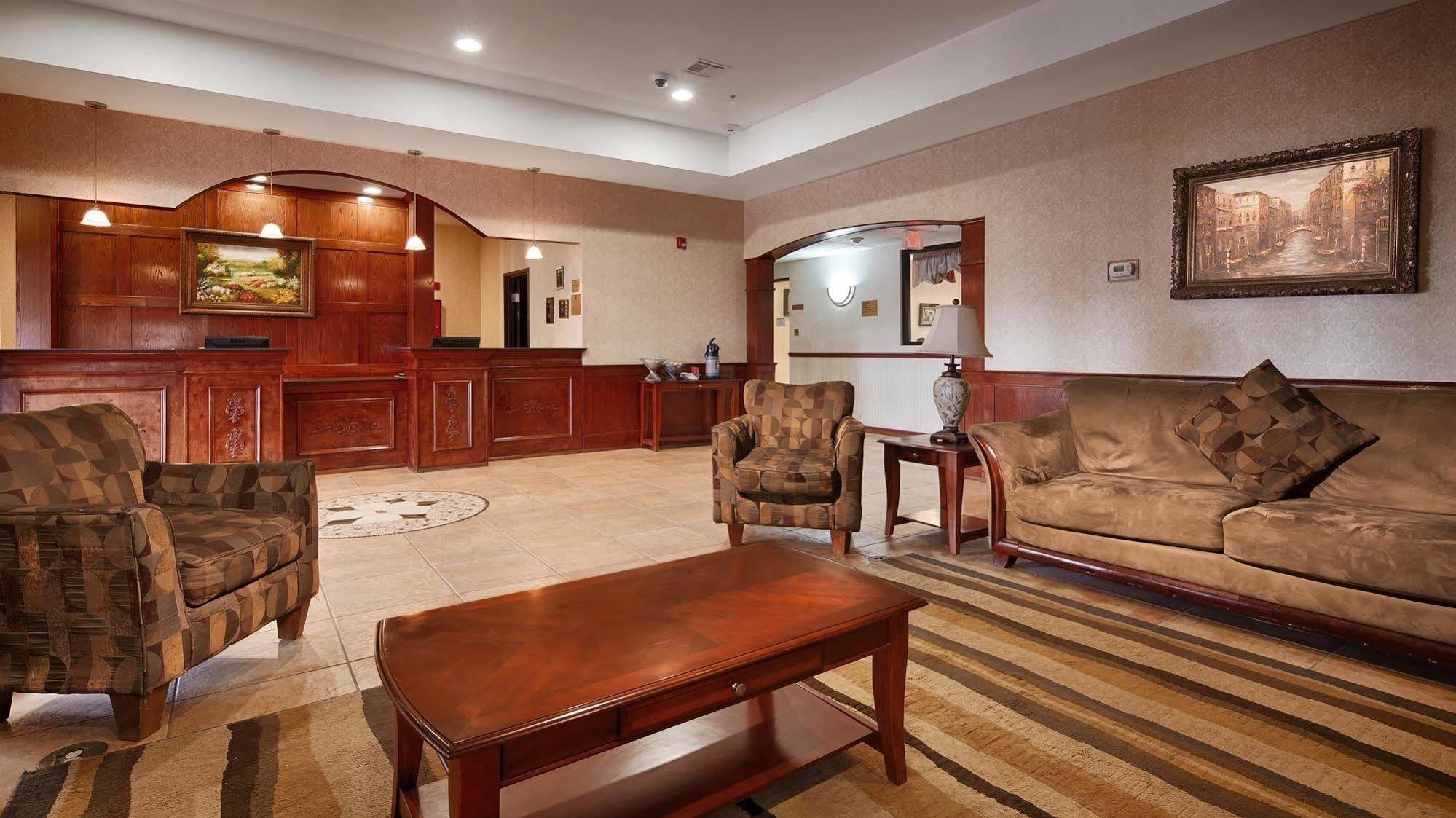 Baymont By Wyndham Mccomb Otel Dış mekan fotoğraf